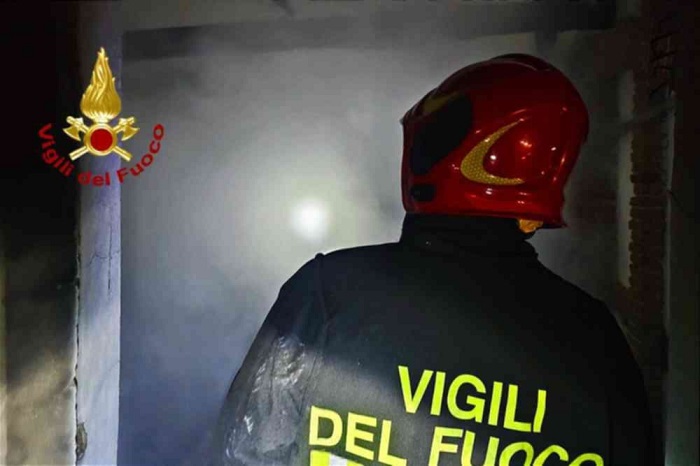vigili del fuoco generica incendio