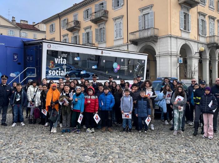 vita social polizia stato