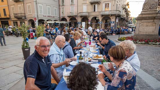 borgo in blu