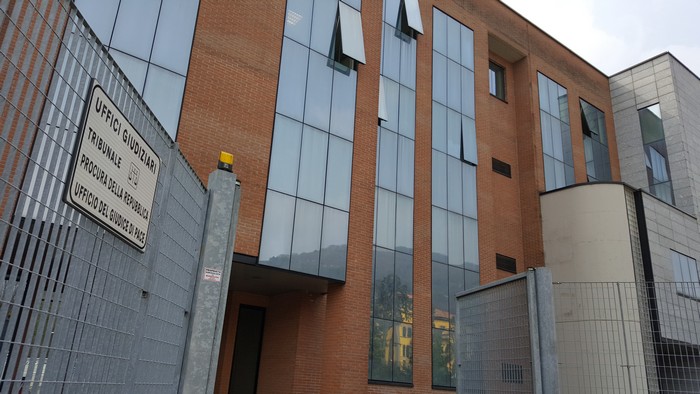 tribunale esterno 16 2