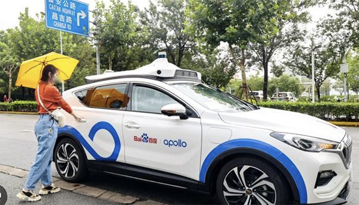 Dopo il Vallese, ora a Zurigo due concorrenti per taxi a guida autonoma