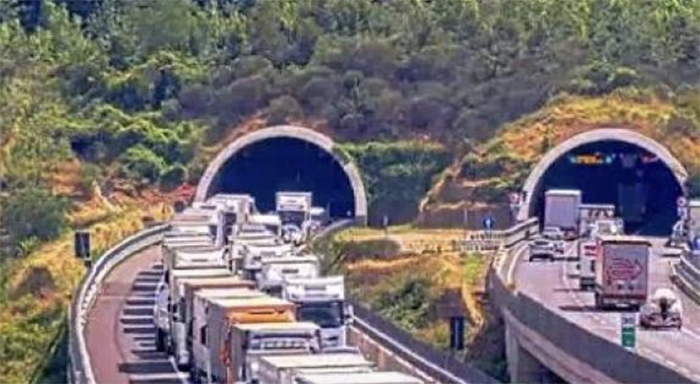 Screenshot 2025 07 15 alle 22.19.14