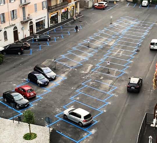 piazza intra