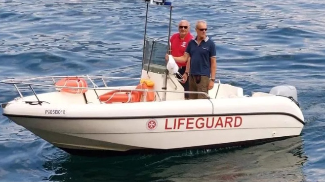 Bagnante in difficoltà al largo soccorso dal Sogit